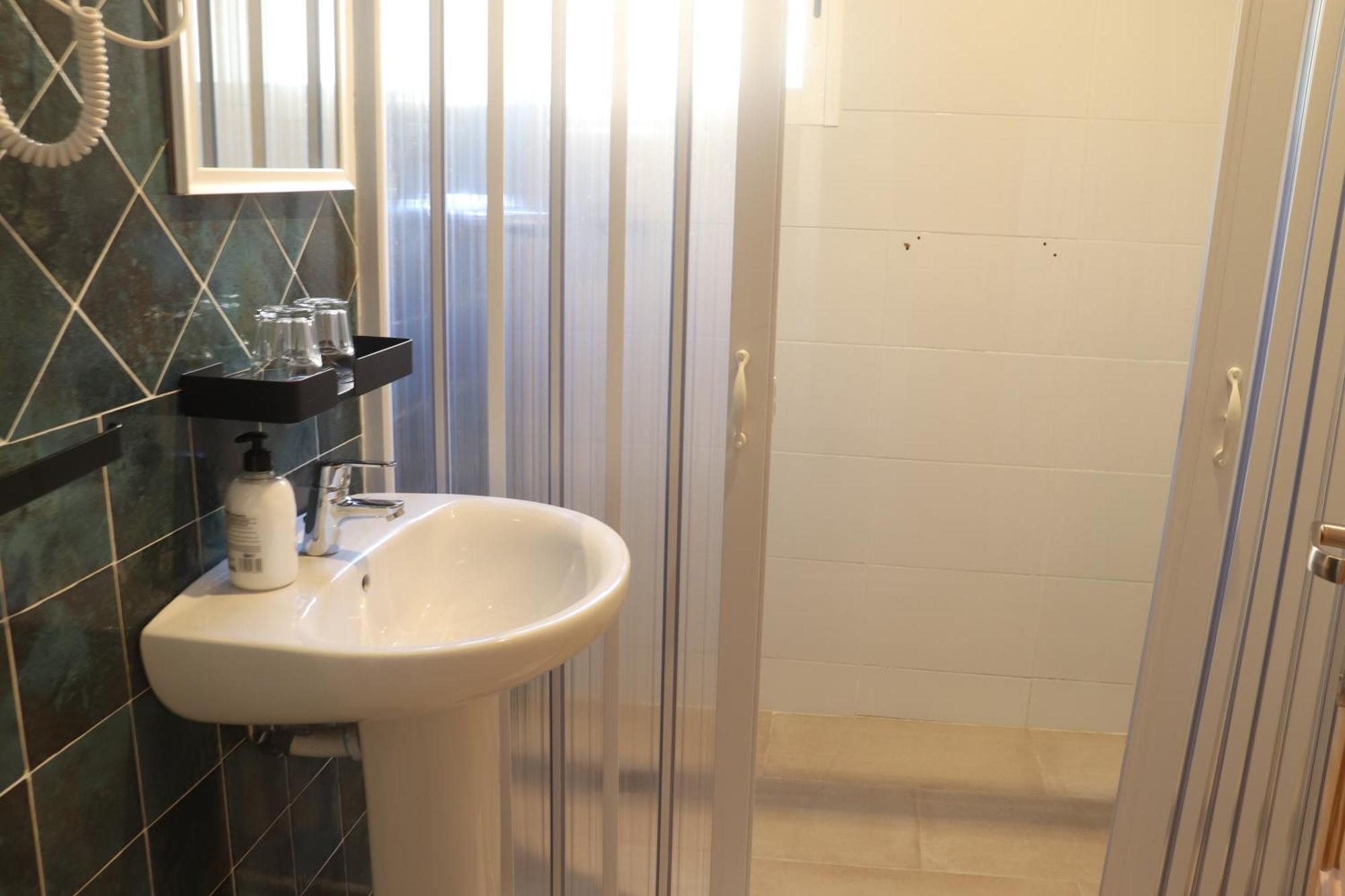 Hotel 칼페 외부 사진